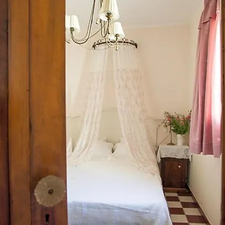 Dimora Birullà Couette-café 3*